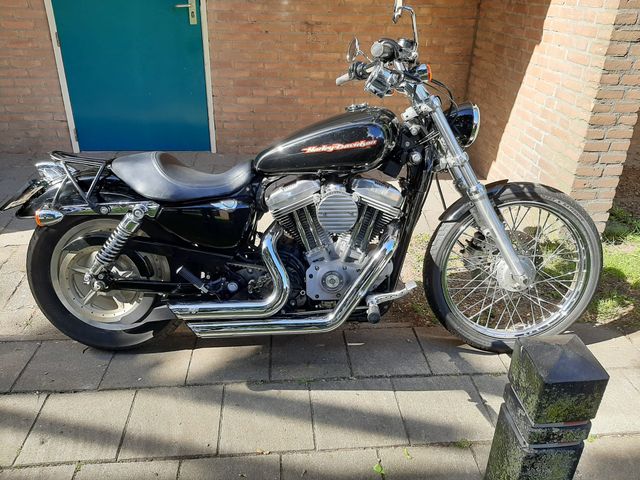 harley-davidson - sportster-custom-xl-883-c