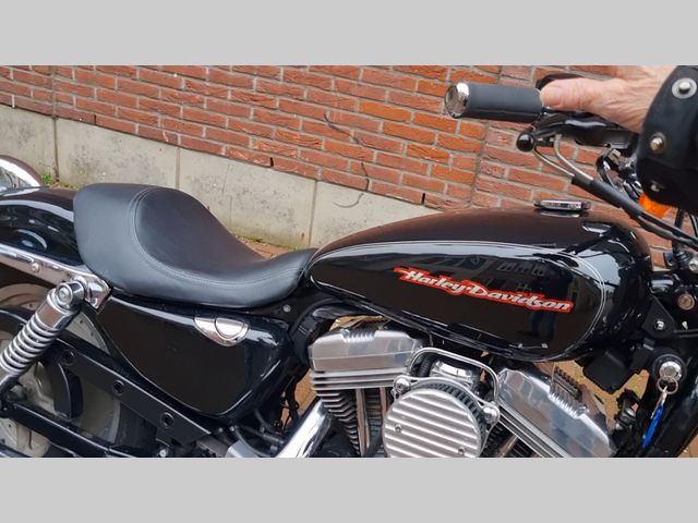 harley-davidson - sportster-custom-xl-883-c