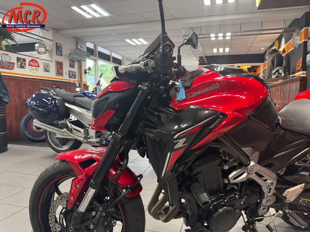 kawasaki - z900