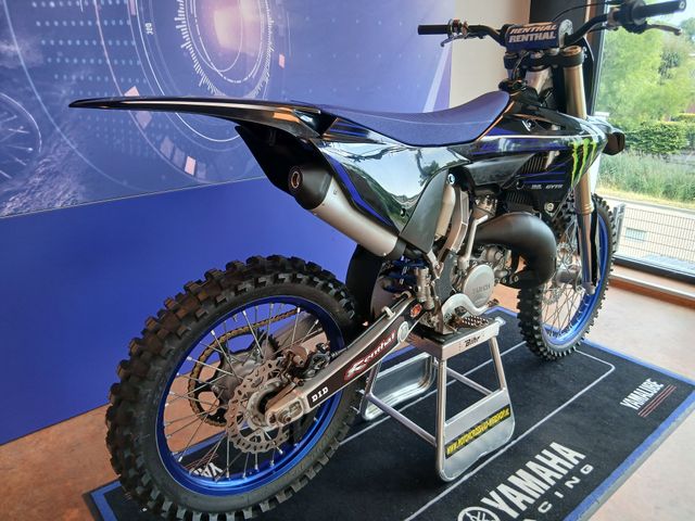 yamaha - yz-125-monster-energy-yamaha-racing-edition
