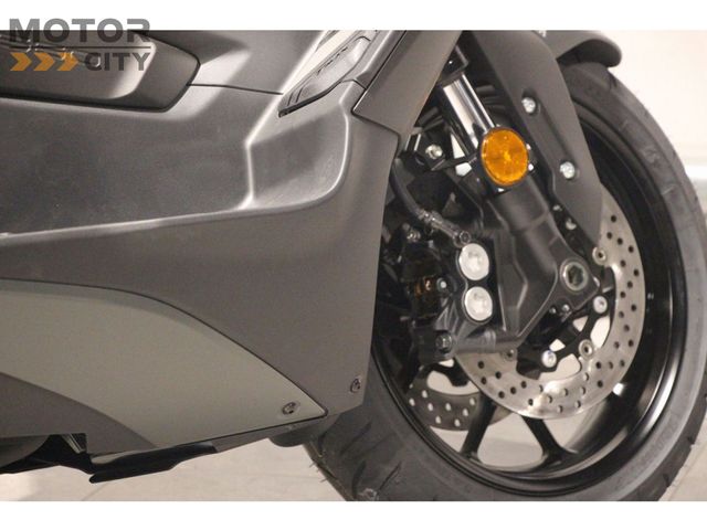 yamaha - tmax-560