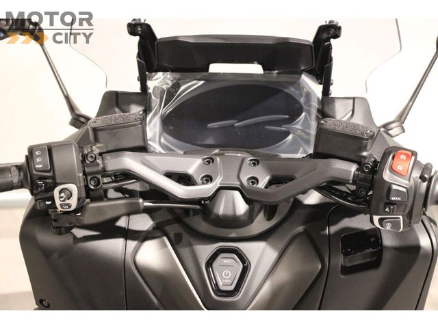 yamaha - tmax-560