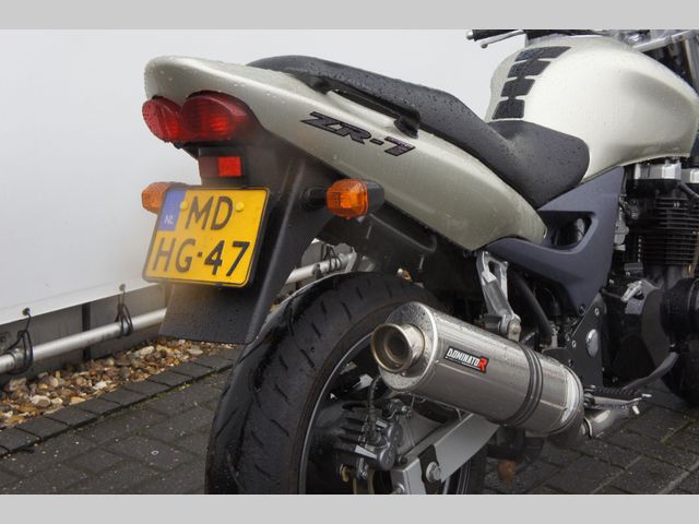 kawasaki - zr-7