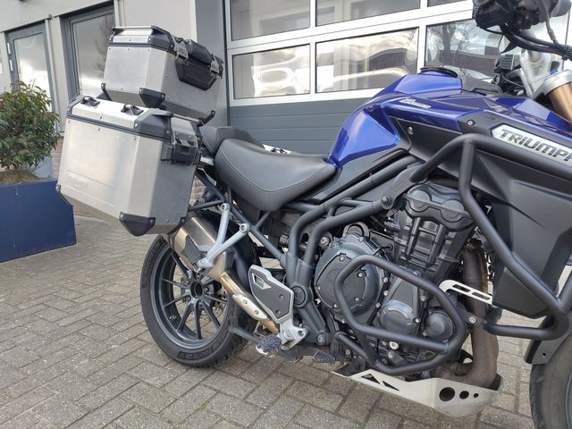 triumph - tiger-explorer