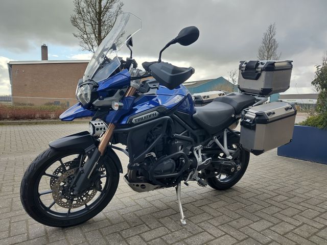 triumph - tiger-explorer
