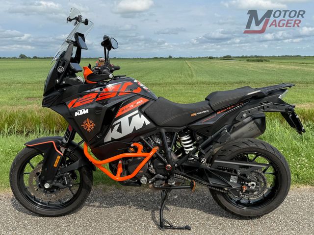 ktm - 1290-super-adventure-s