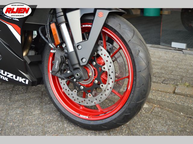 suzuki - gsx-8r