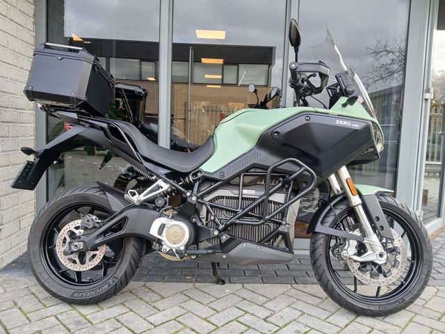 zero - dsr-x-zf-17.3