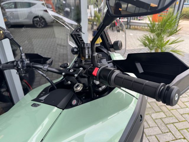 zero - dsr-x-zf-17.3