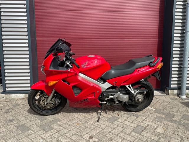 honda - vfr-800-fi