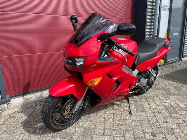 honda - vfr-800-fi