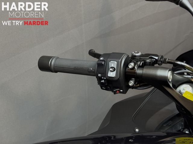 kawasaki - z-1000-sx