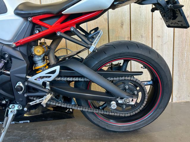 triumph - daytona-675-r