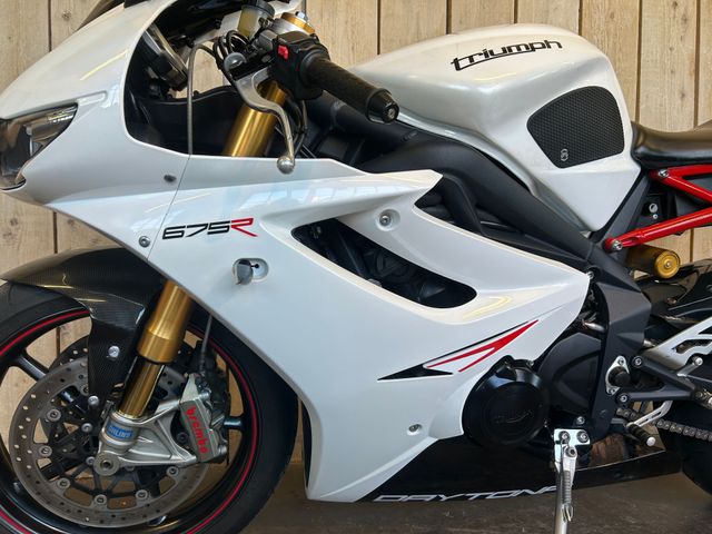 triumph - daytona-675-r