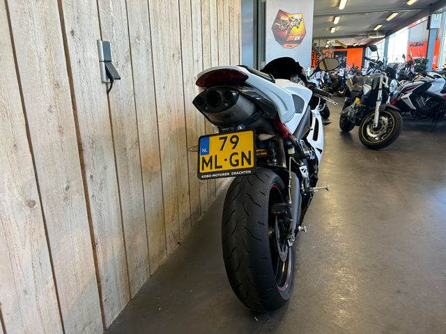 triumph - daytona-675-r