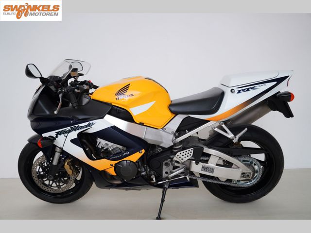 honda - cbr-900-rr-fireblade