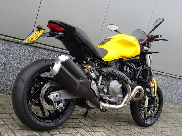 ducati - monster-821