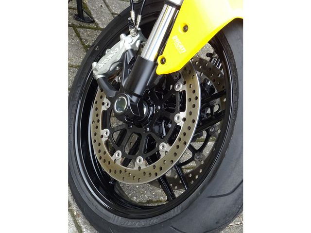 ducati - monster-821