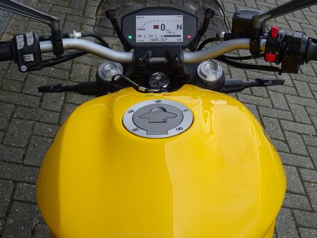 ducati - monster-821