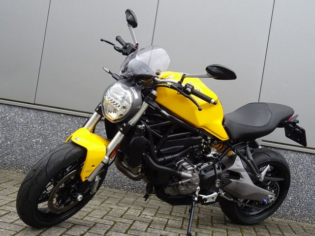 ducati - monster-821