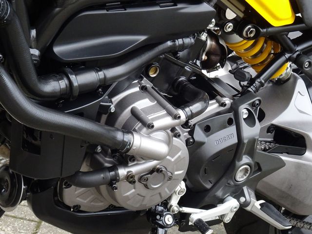 ducati - monster-821