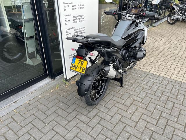 bmw - r-1300-gs