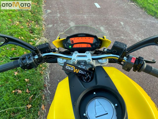 ducati - monster-696