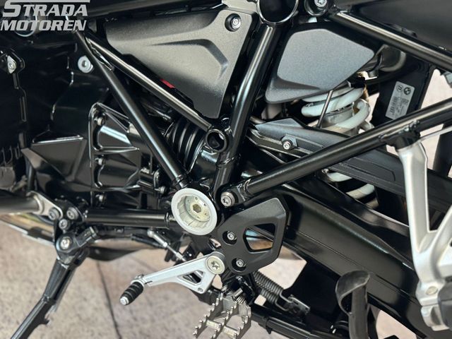 bmw - r-1250-gs-adventure-40-years-gs-edition