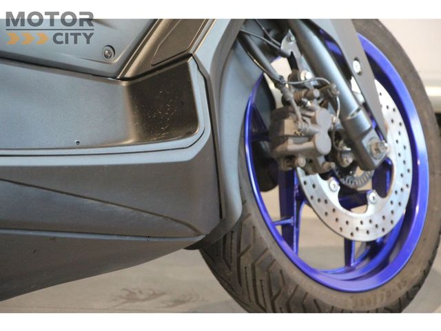 yamaha - x-max-300