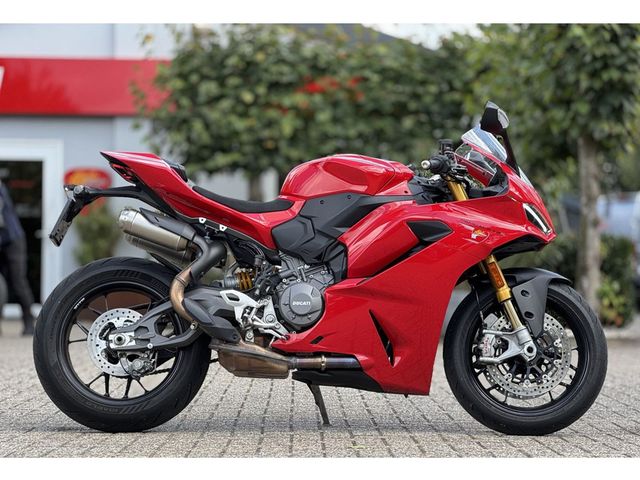 ducati - panigale-v2-s