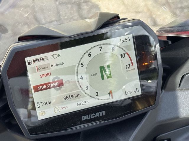ducati - panigale-v2-s