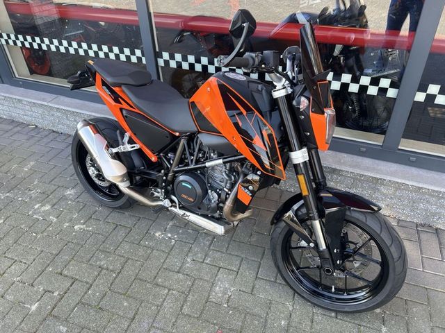 ktm - 690-duke