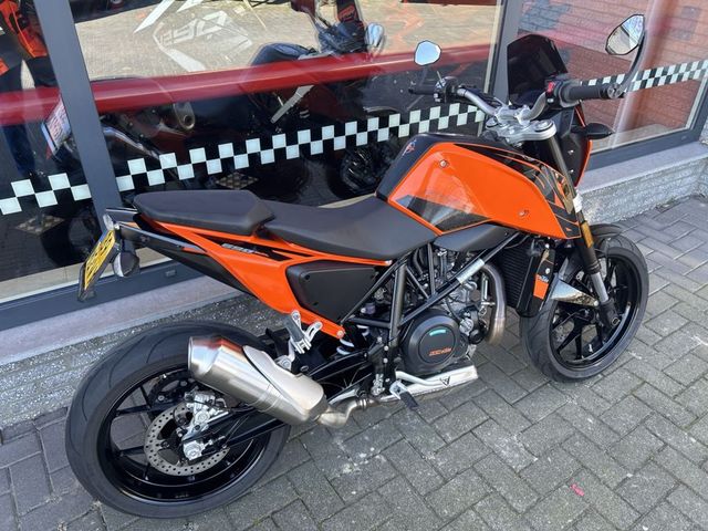 ktm - 690-duke