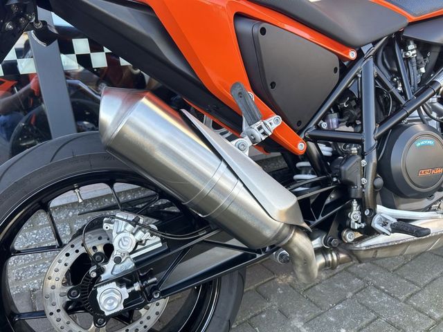 ktm - 690-duke