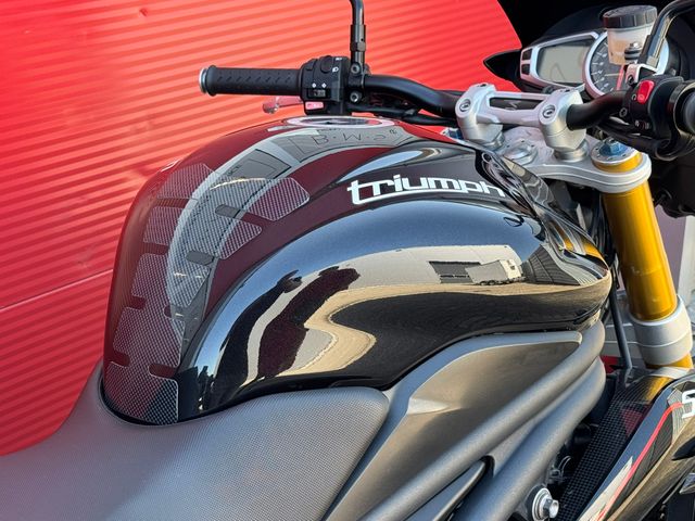 triumph - speed-triple-r
