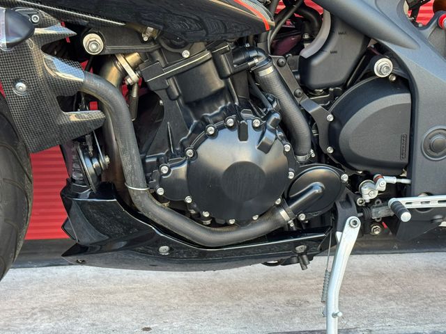 triumph - speed-triple-r