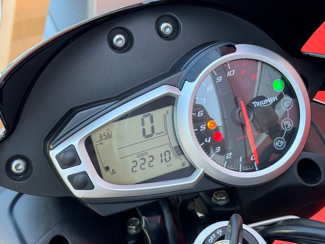 triumph - speed-triple-r