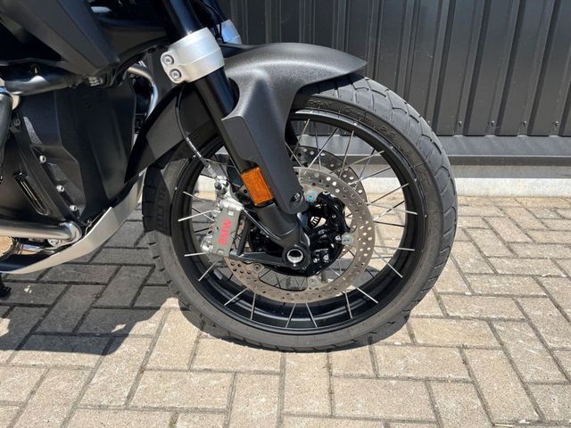 bmw - r-1300-gs
