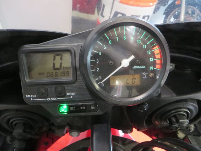 yamaha - yzf-r1