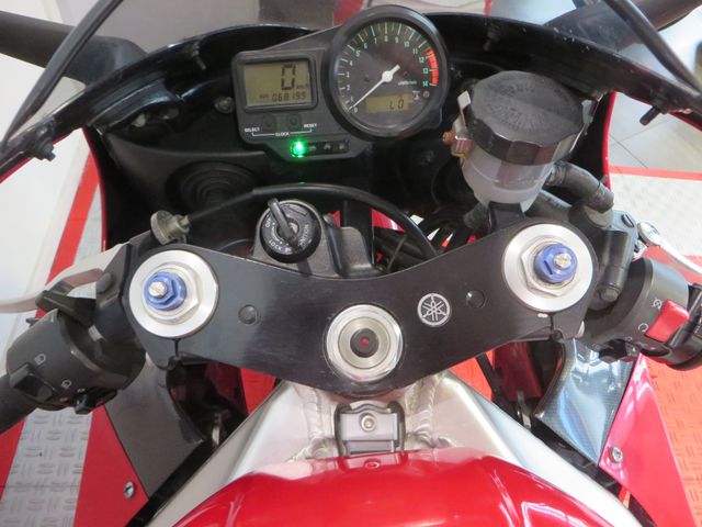 yamaha - yzf-r1