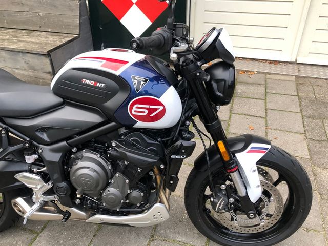 triumph - trident-660-triple-tribute-edition