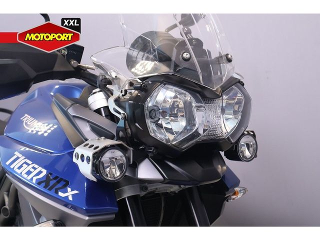 triumph - tiger-800-xrx
