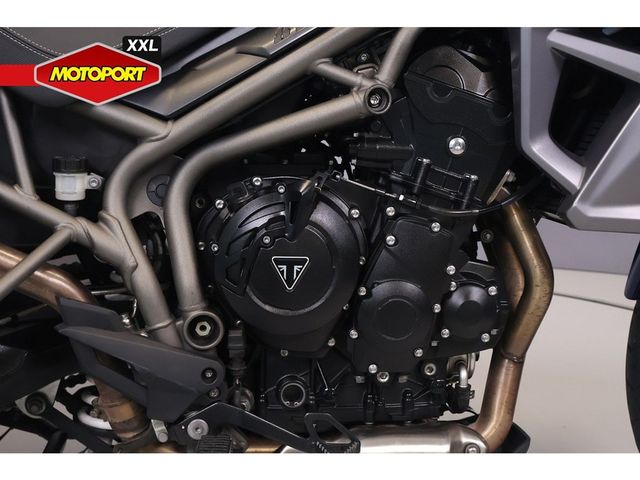 triumph - tiger-800-xrx