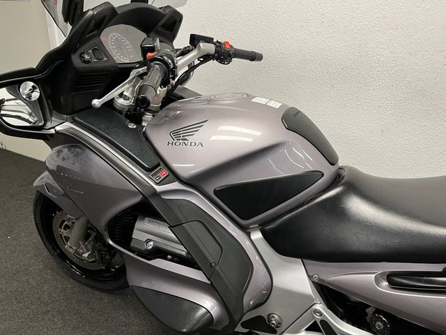 honda - st-1300-pan-european-abs
