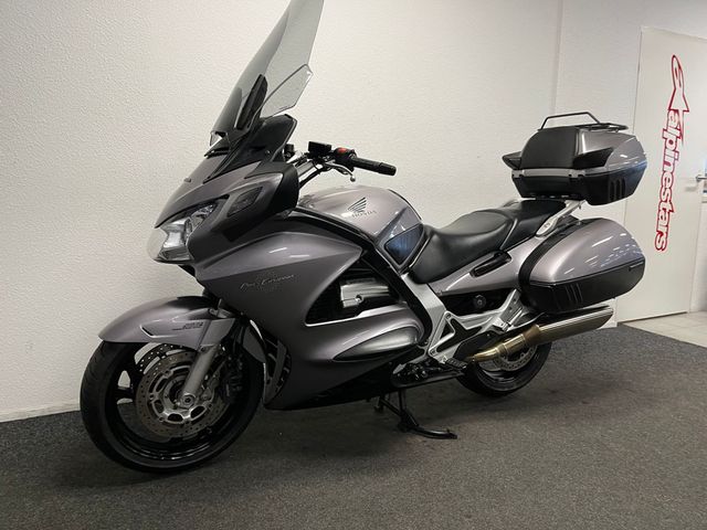 honda - st-1300-pan-european-abs