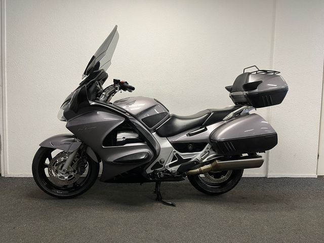 honda - st-1300-pan-european-abs