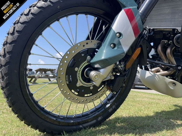 kawasaki - kle-500-se