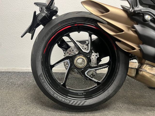 mv-agusta - brutale-800-rr