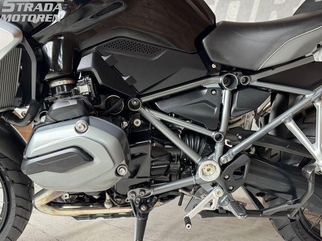 bmw - r-1200-gs-triple-black-edition