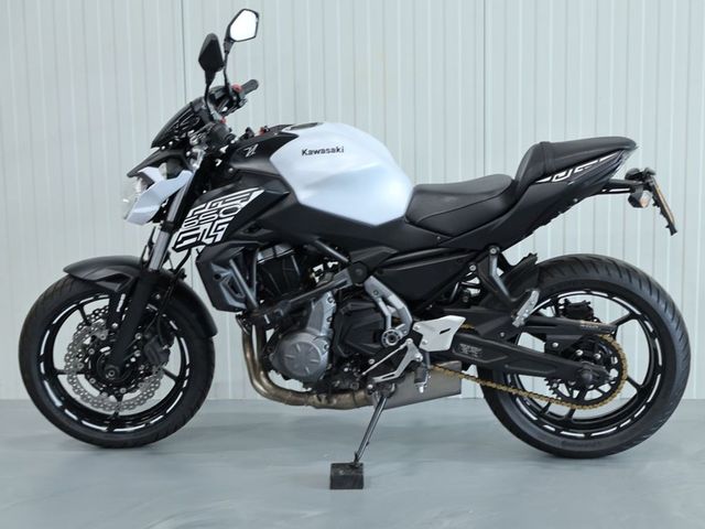 kawasaki - z650